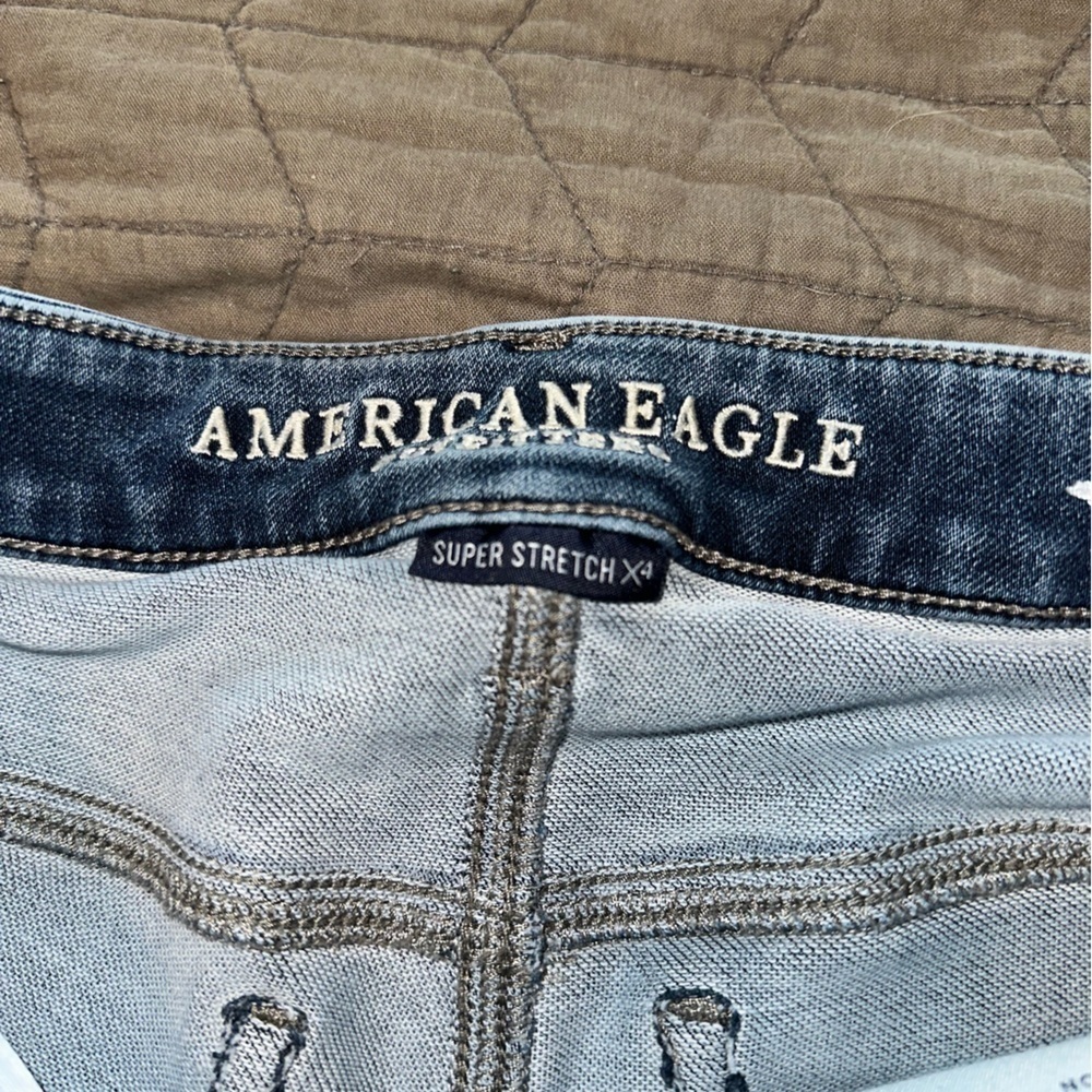 American Eagle High Rise Jegging Size 4 Short Super Stretch Light Wash - Picture 8 of 12